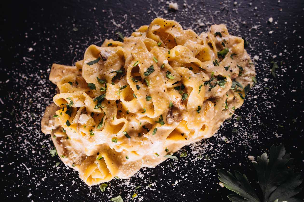Pollo con funghi e panna portie mare