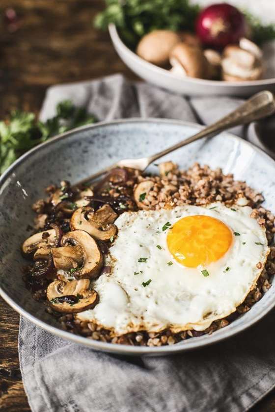 Buckwheat Dish with Egg, Bacon and Mushrooms