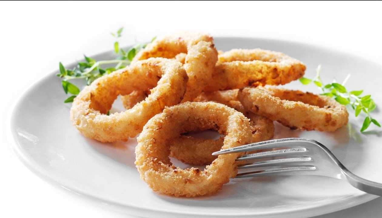 Τηγανητά δακτυλίδια καλαμαριού με τραγανή ψίχα!