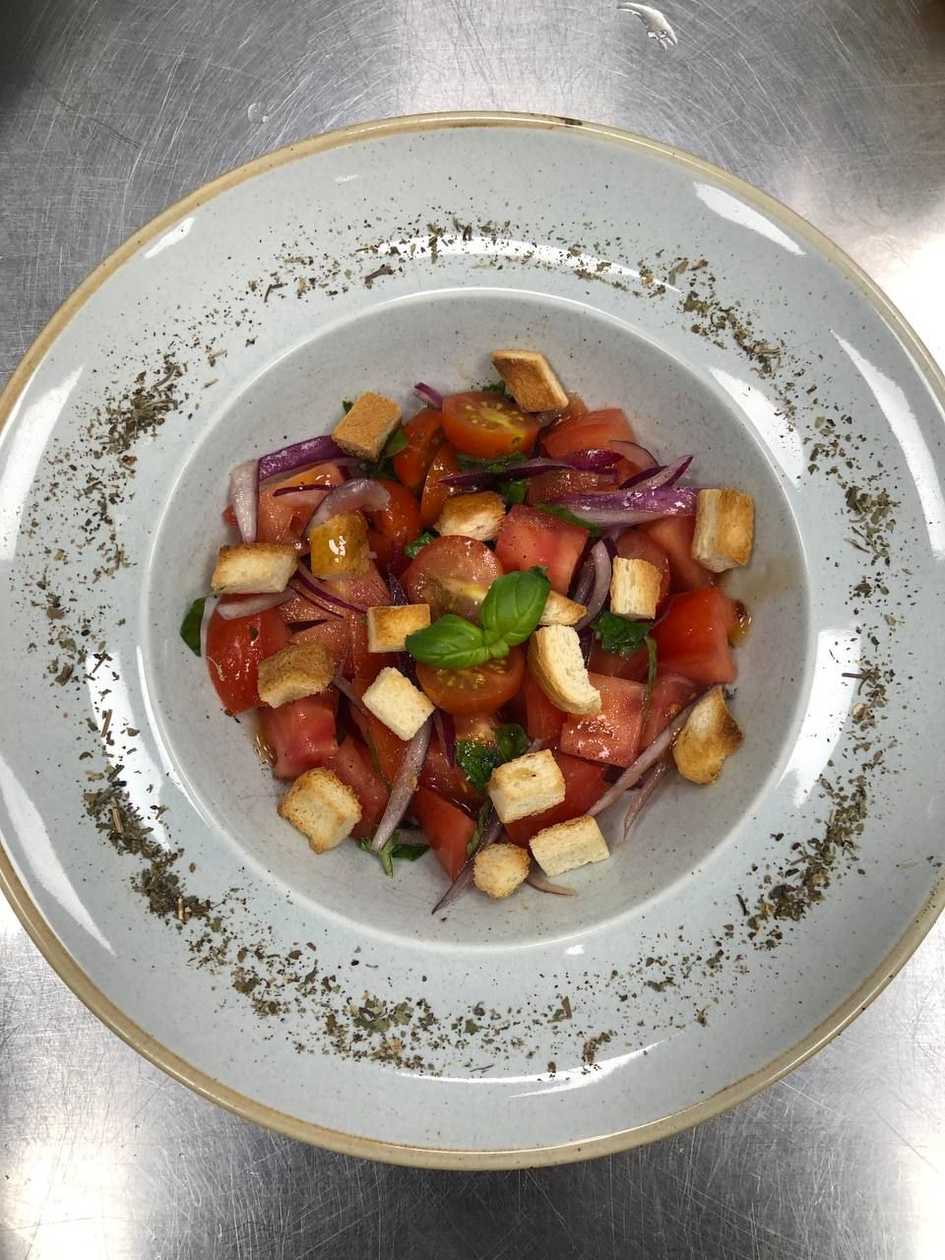 Салат Панцанелла