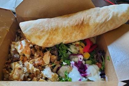 Σαλάτα Κυπριακή Πίτα