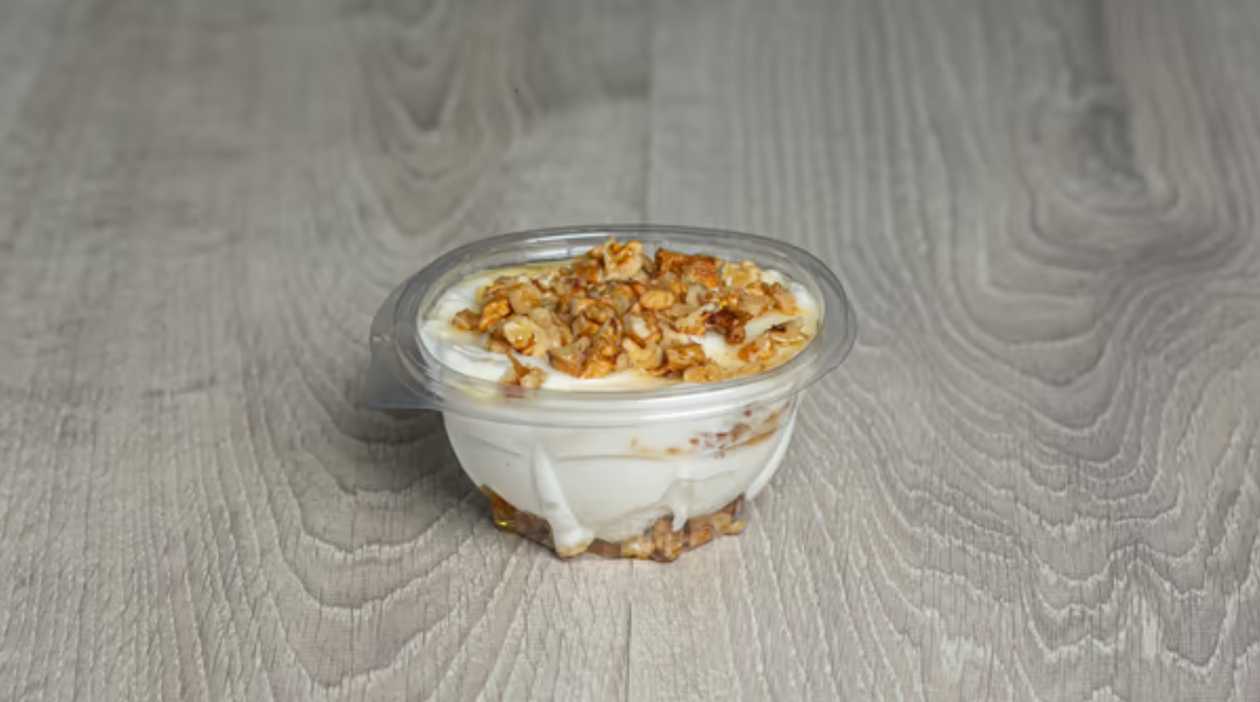 Yoghurt With Honey & Walnuts