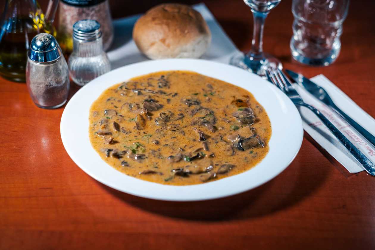 Tocanita de ciuperci
