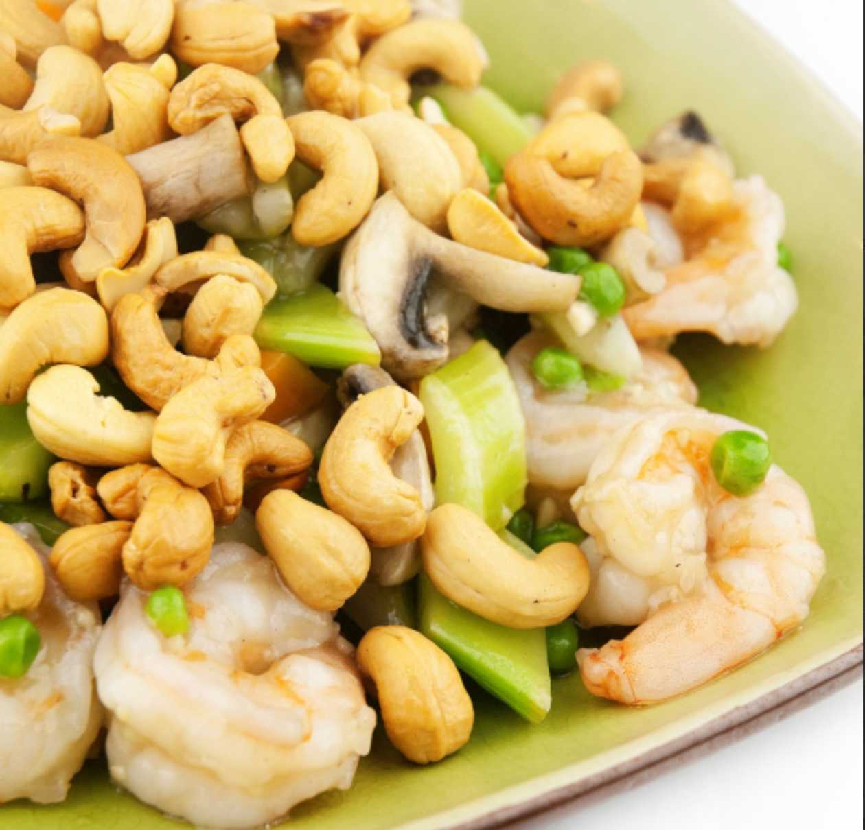 SS06 Shrimp With Cashews