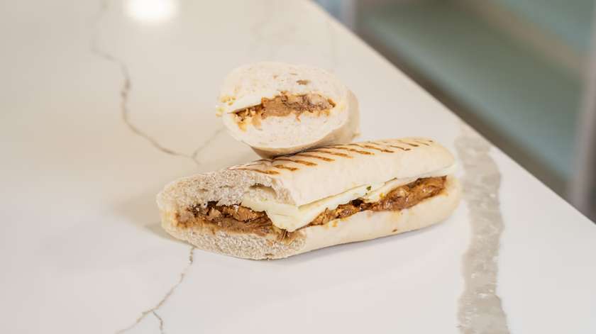 Rosto & Halloumi Sandwich