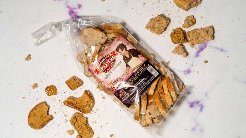 Arkateno Dry Almond & Raisins