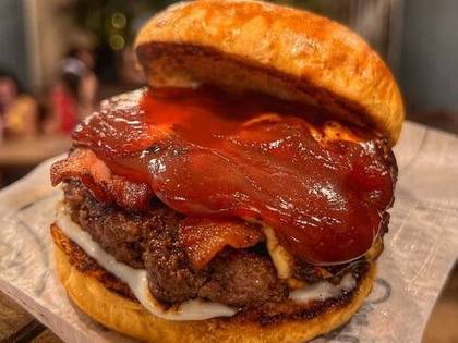 Burg Romeu & Julieta😋🤗