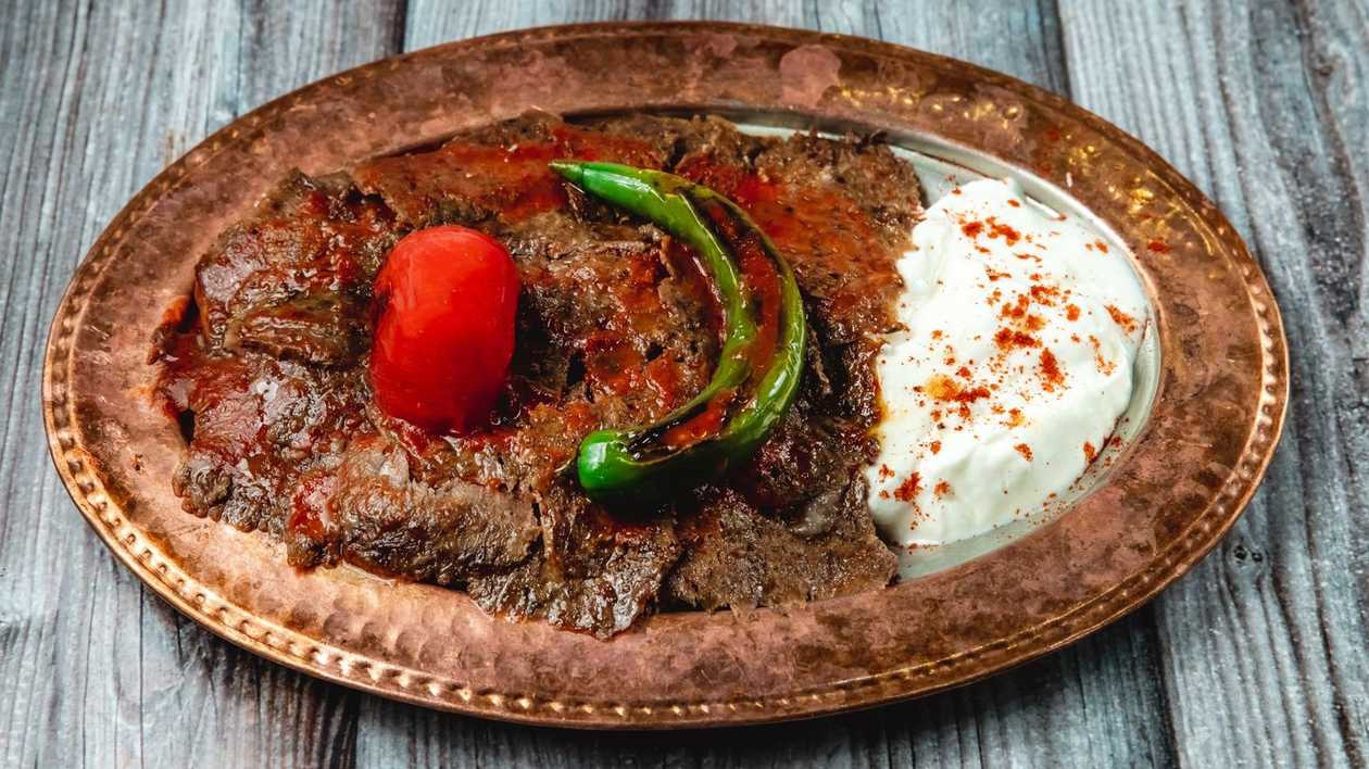 İskəndər ( ət)