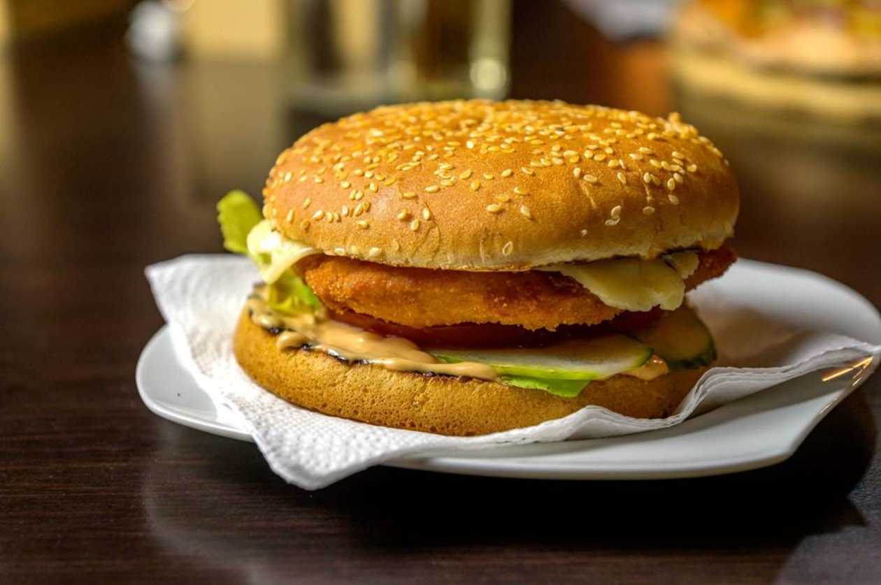 Chicken cheeseburger