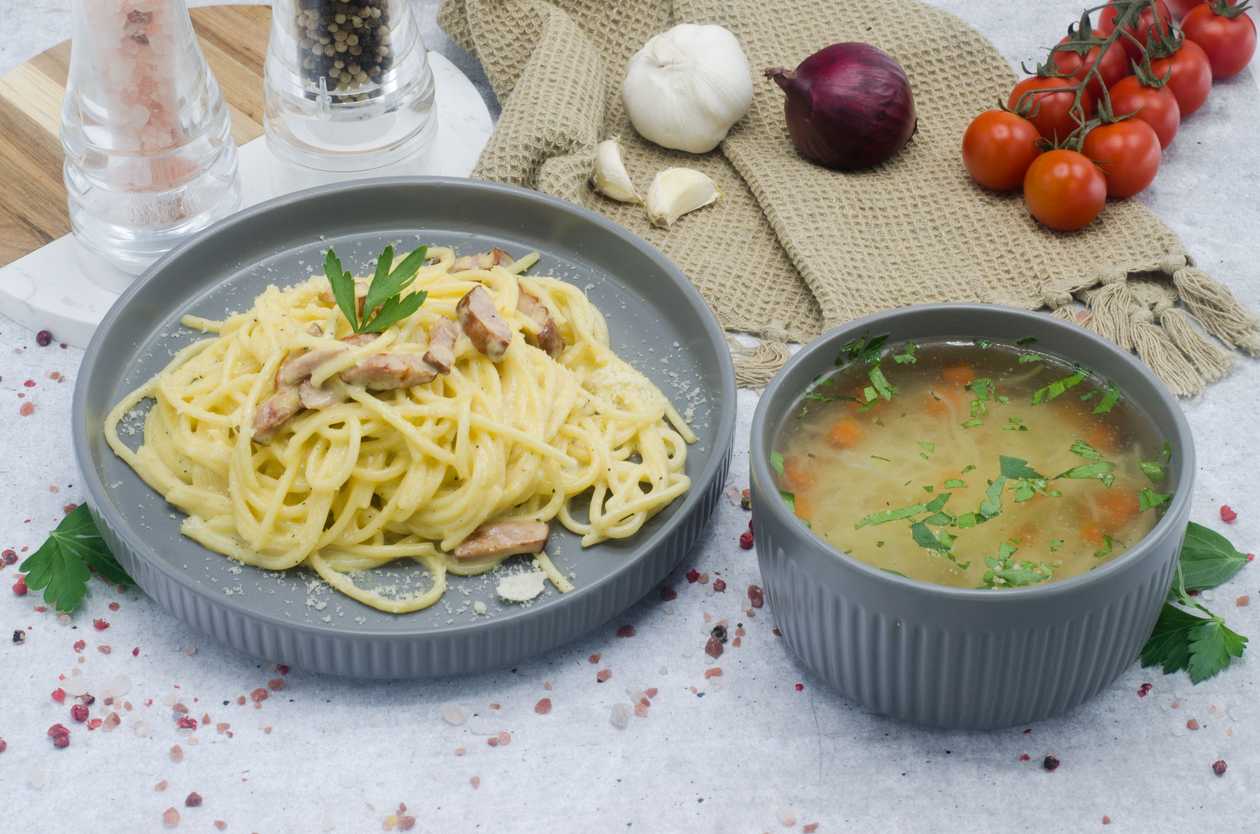 Supa cu fidea,spaghetti carbonara