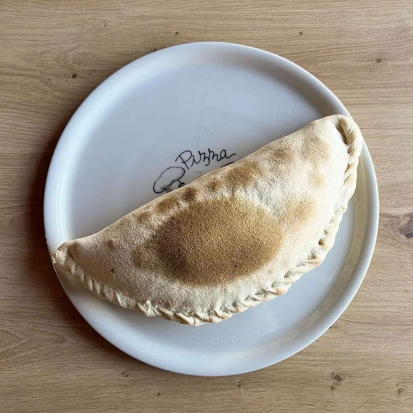 Pizza Calzone 1,7