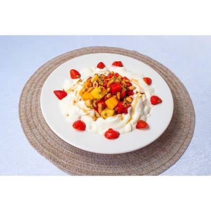 Yoghurt Fruit Salad with Nuts and Honey