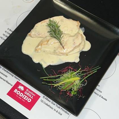 Piept de pui in sos de gorgonzola