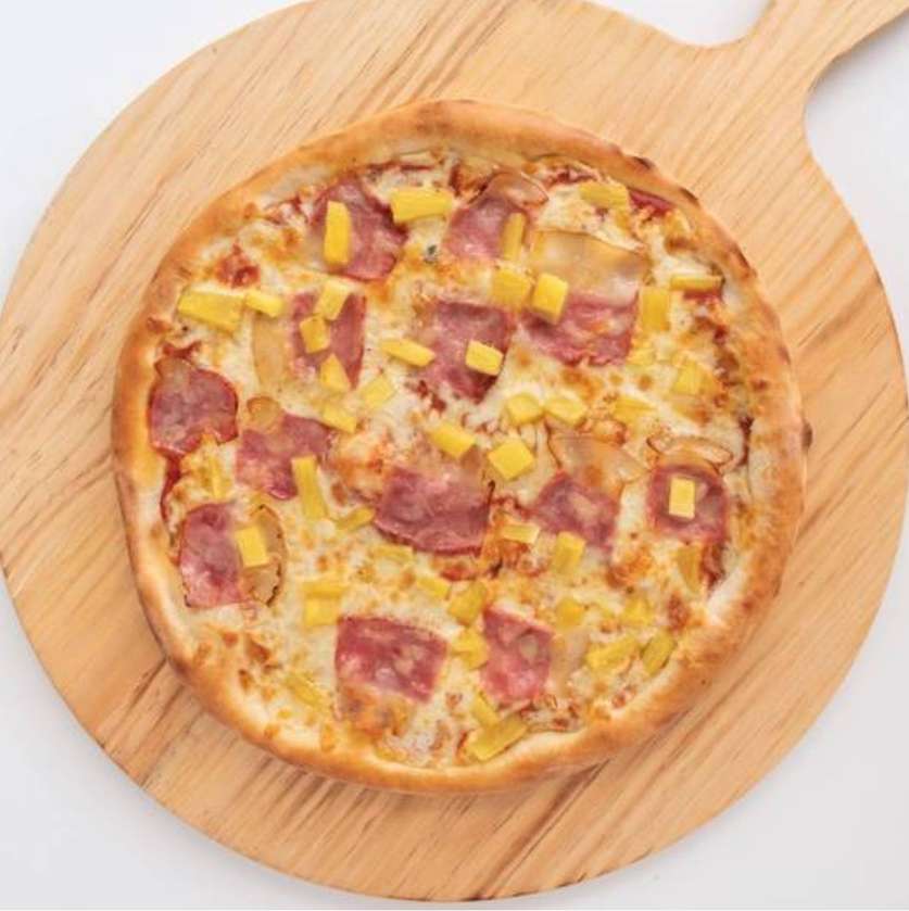2 for 1 🎁 Bacon Pizza 🎁