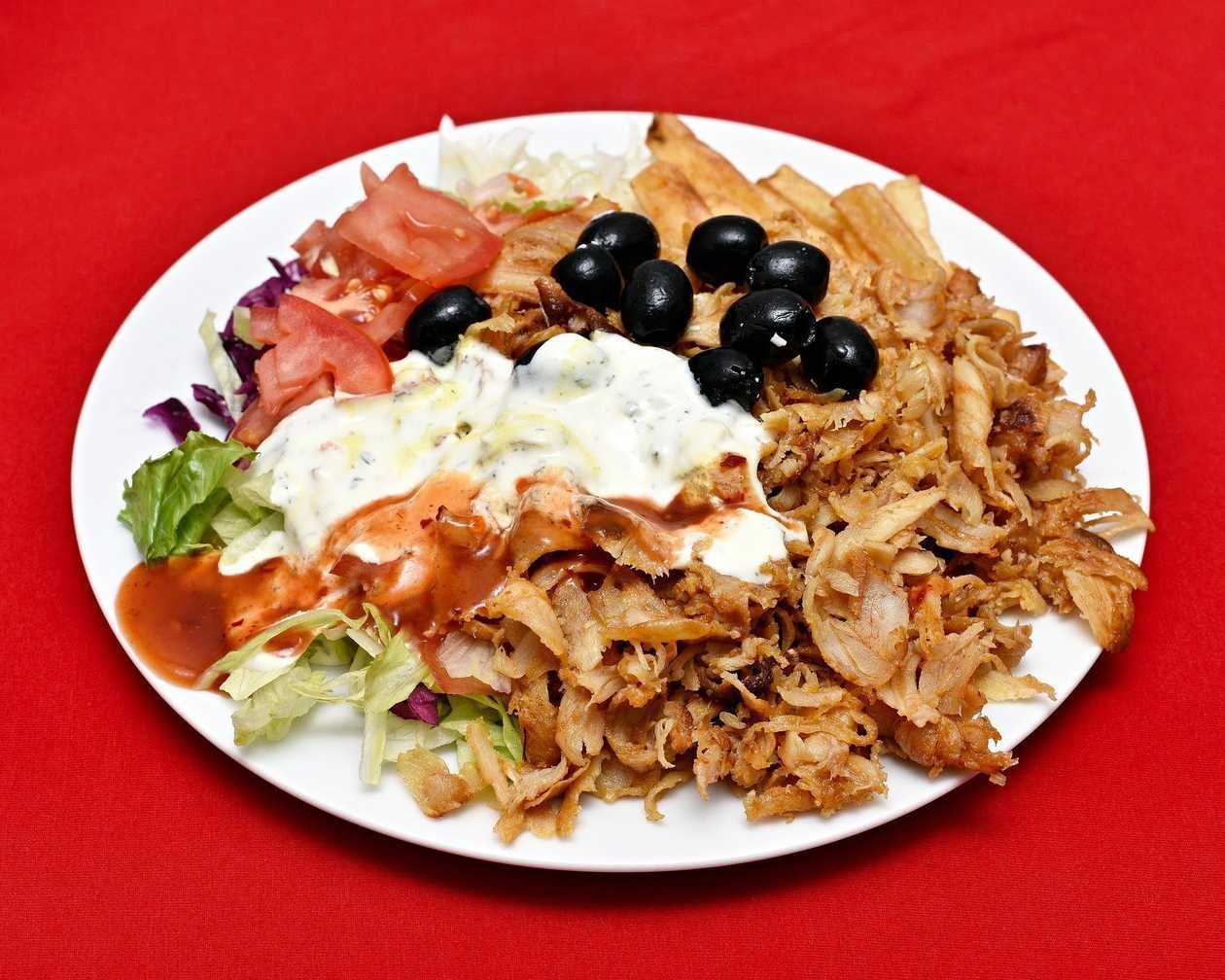 Klasik talíř kebab