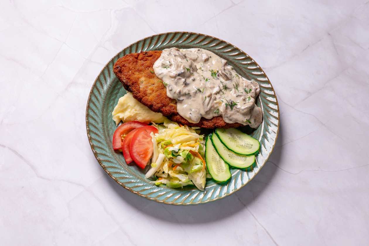 Fried fillet of pork "Miškinis"