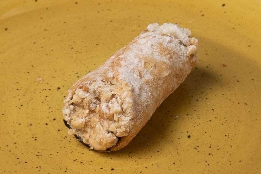 Mini Ricotta Cannoli