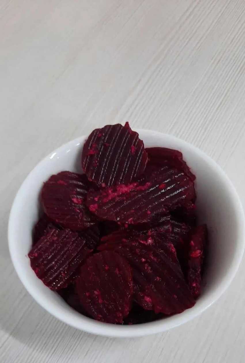 Red beetroot salad with horseradish