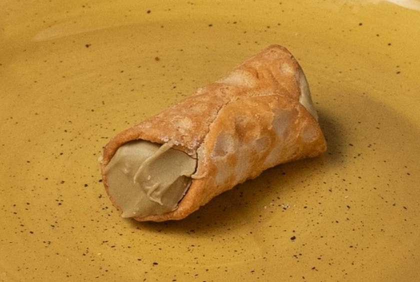 Mini Pistachio Cannoli