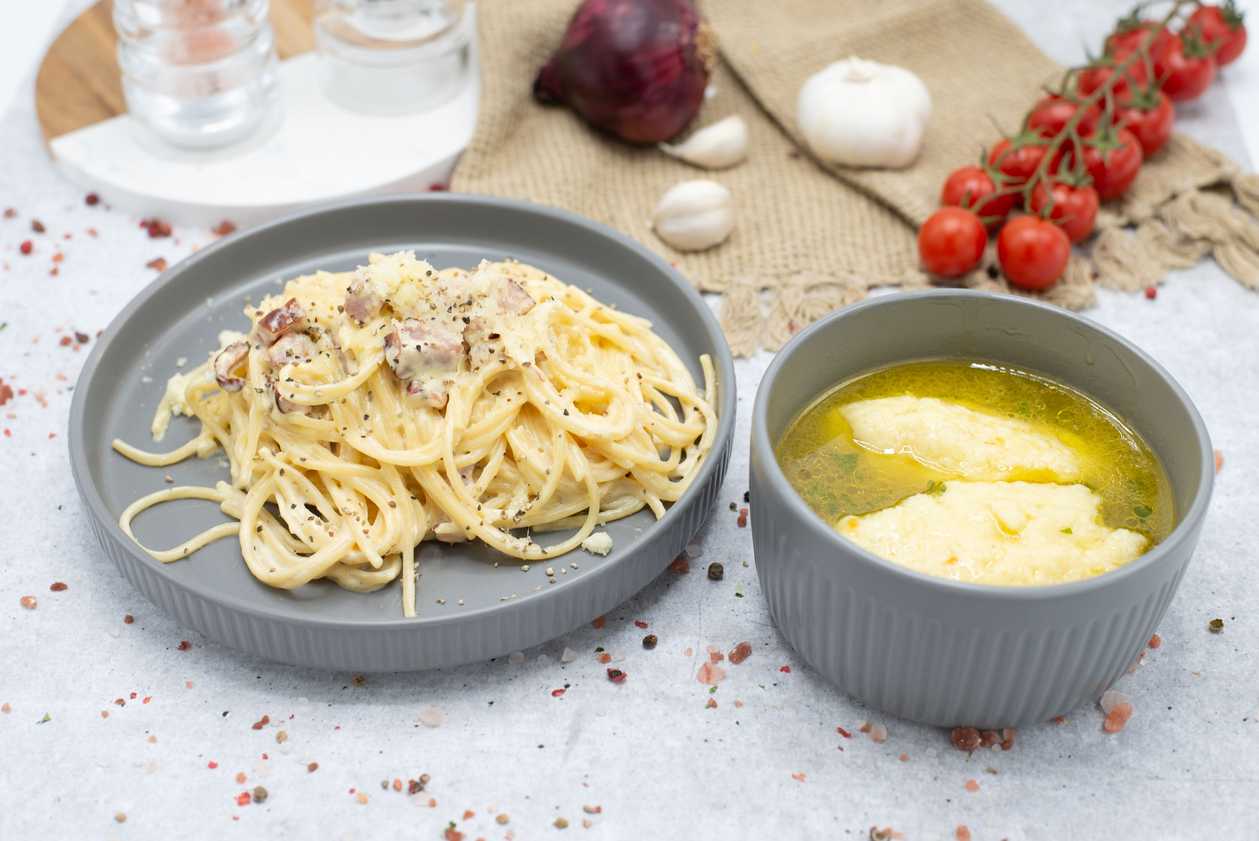 Supa cu galuste,spaghetti carbonara