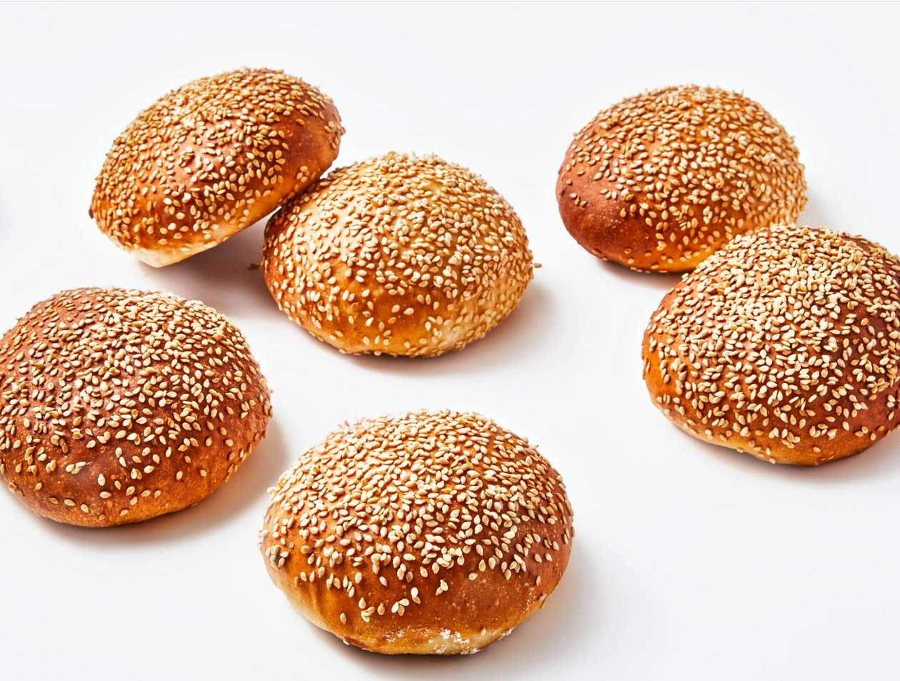 Sesame Burger Buns 4 x 90g