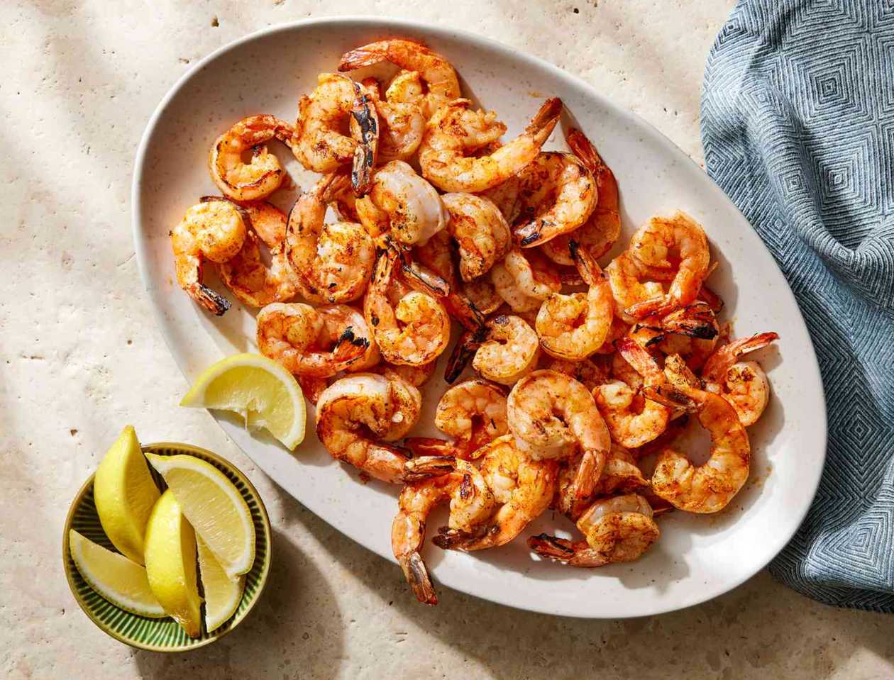 Grilled Shrimps With Side Dish - 6 Pieces