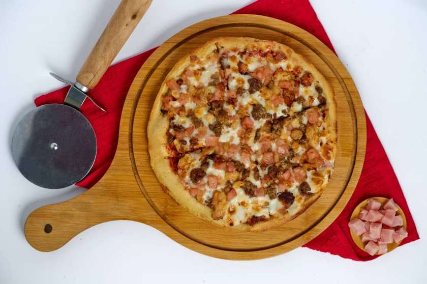 Small Three Musketeers Pizza