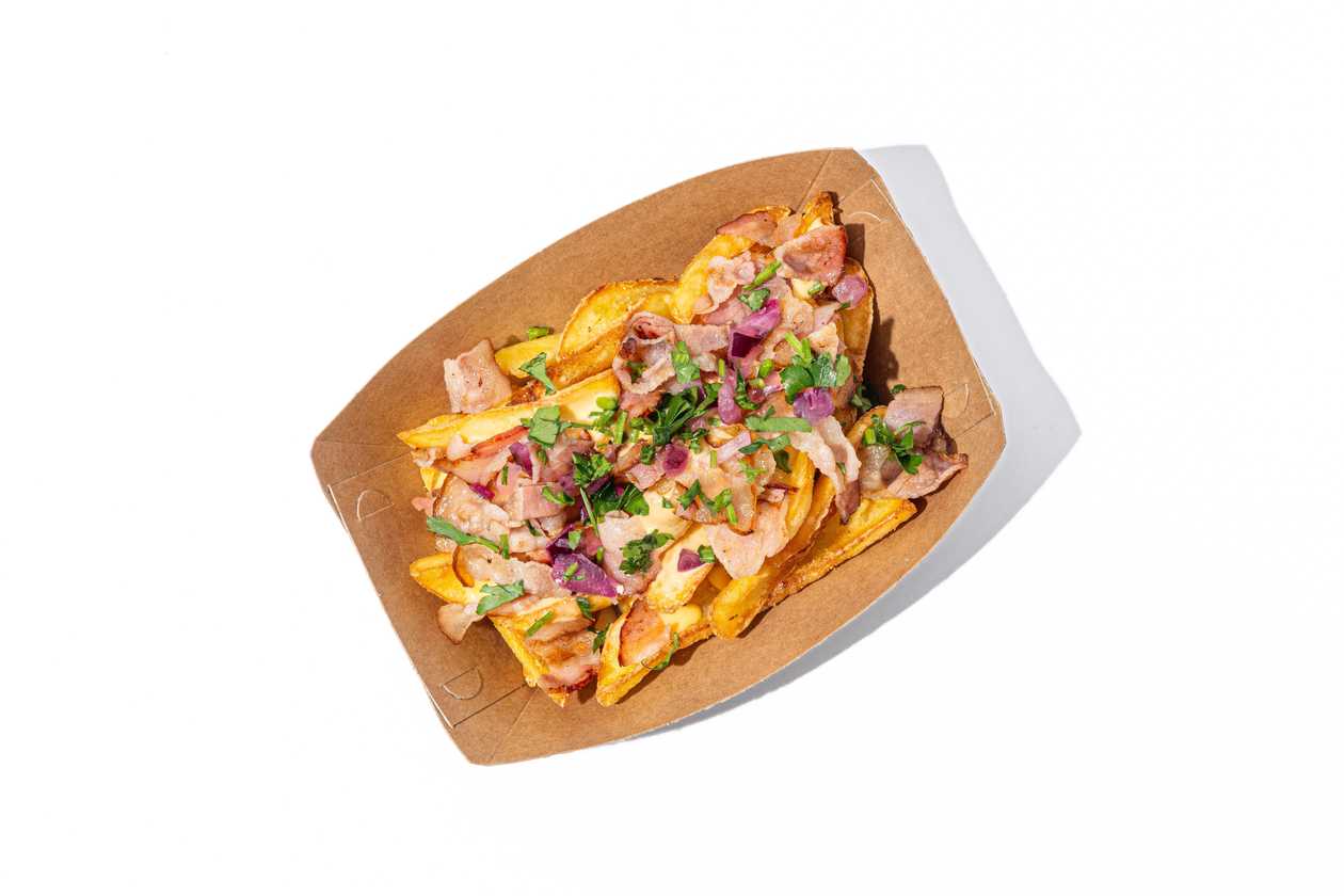 Картопляні діпи🍟 з смаженим беконом🥓, плавленим чеддером🧀 та цибулею