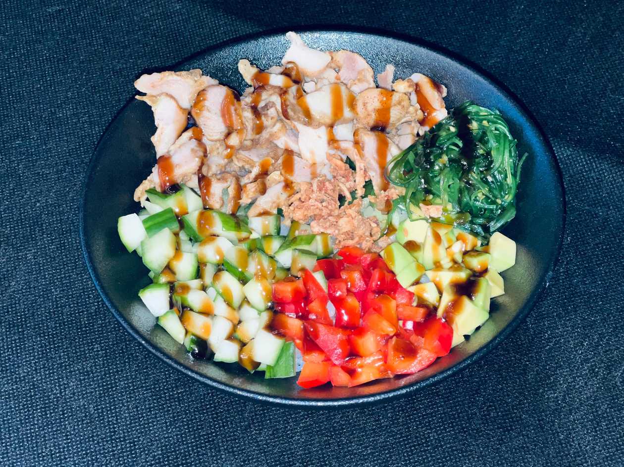 Karališki ryžiai su teriyaki vištiena