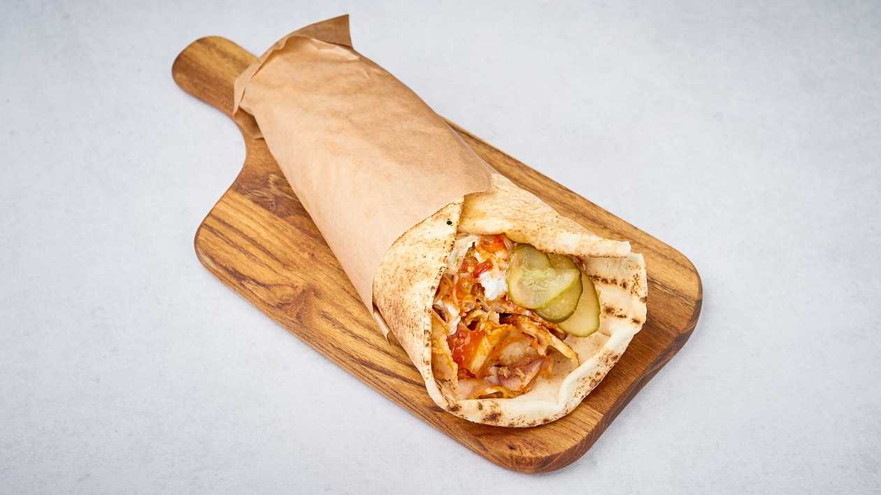 Kanapka Kebab z Kurczaka z Powiększoną Porcją Mięsa