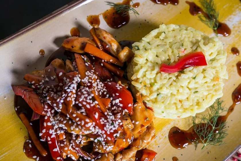 Pui teriyaki cu orez