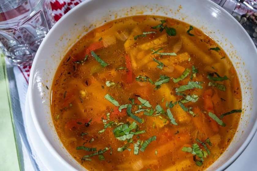 Ciorbă de legume