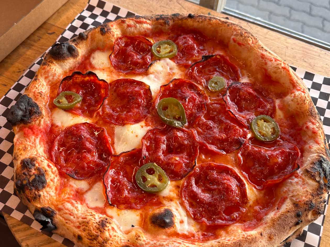 Chorizo pizza