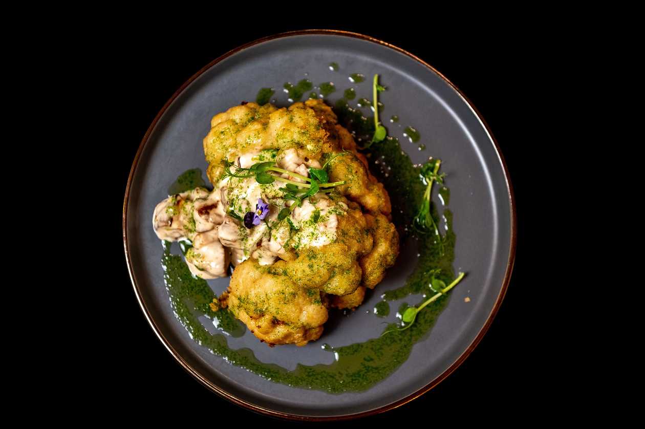 Cauliflower in black beer