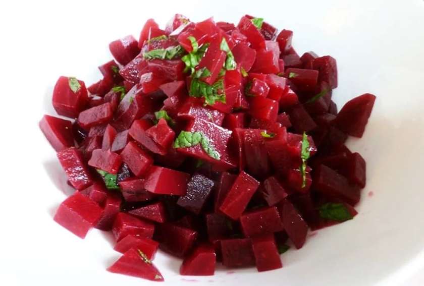 Red beet salad