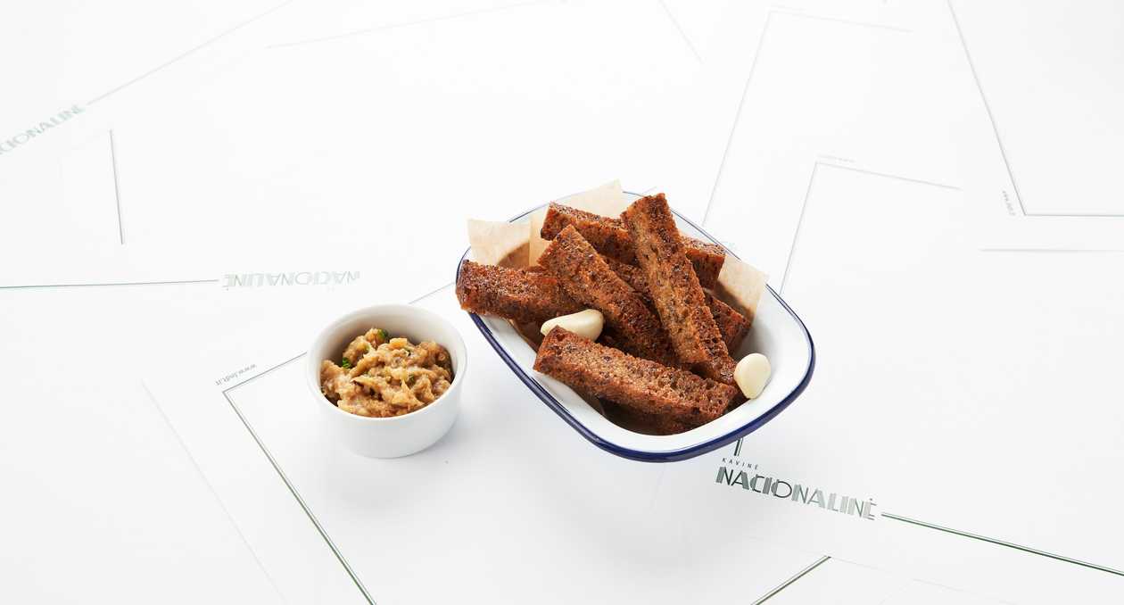 Baked bread in a different way: rustic homemade