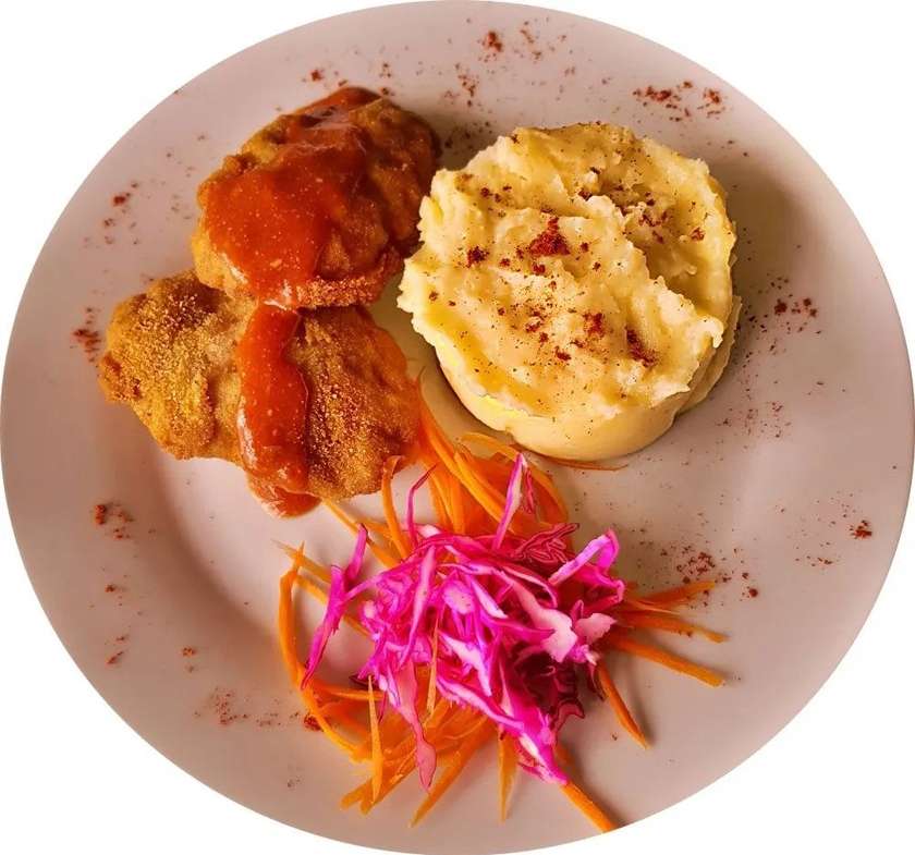 Moldavian meatballs with rice