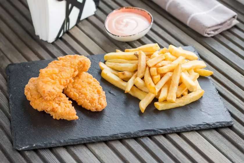 Chicken schnitzel with fries