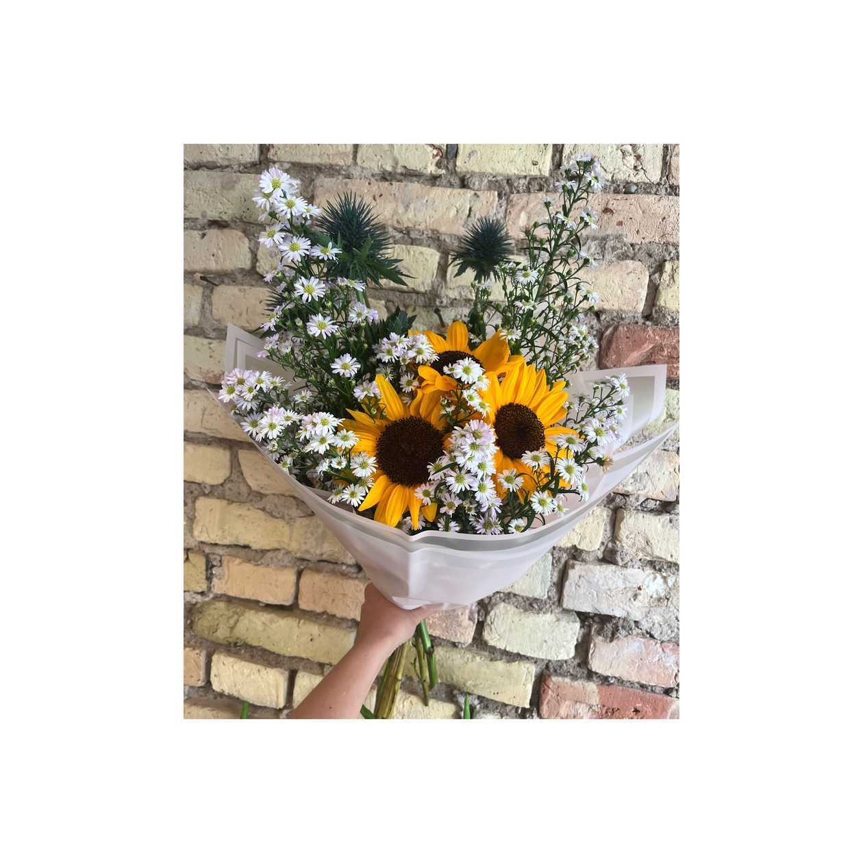 Bouquet 'Whispering August"