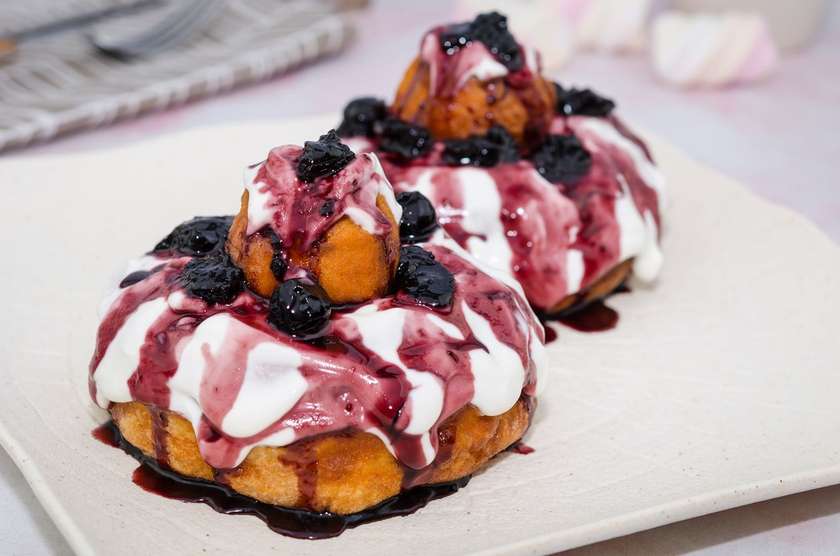 Romanian sweet cheese dumplings