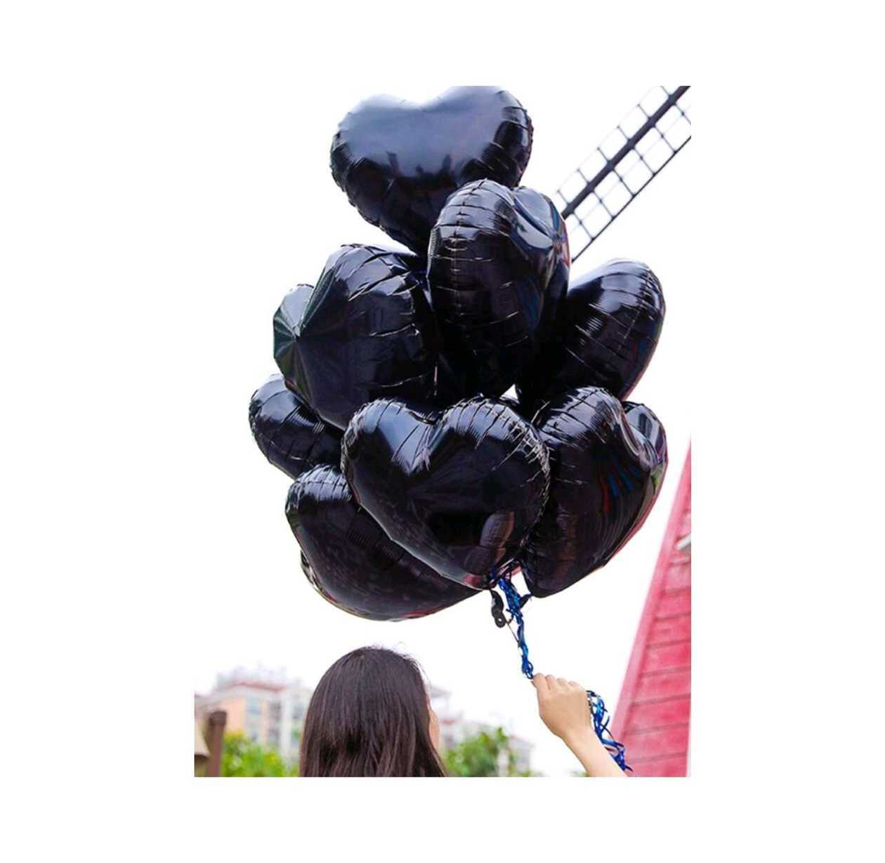 Heart-shaped foil balloon