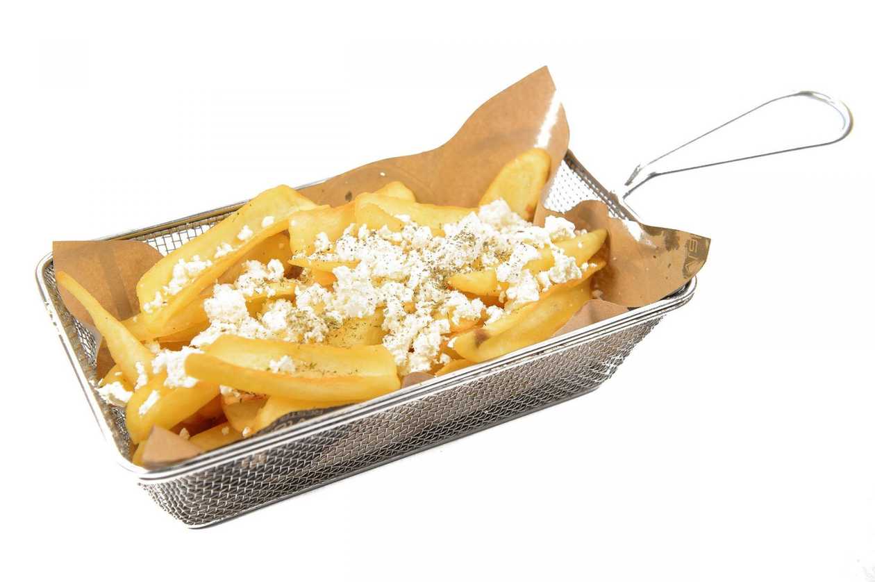 Cartofi chips cu branza rasa