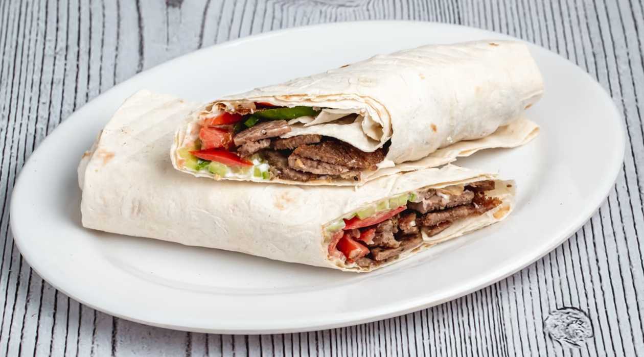 Dönər lavaşda (Ət)