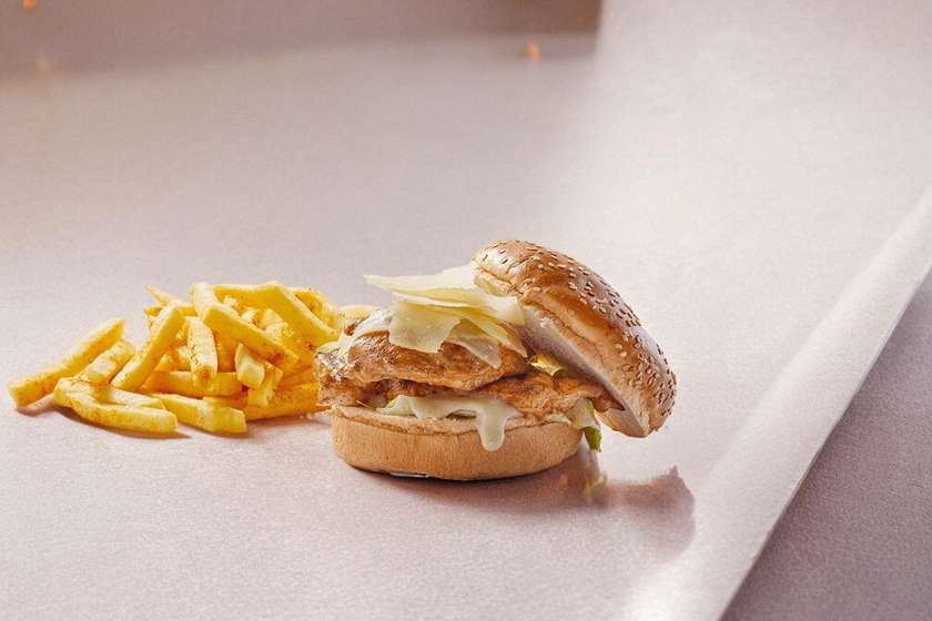 Toyuqlu Sezar Burger