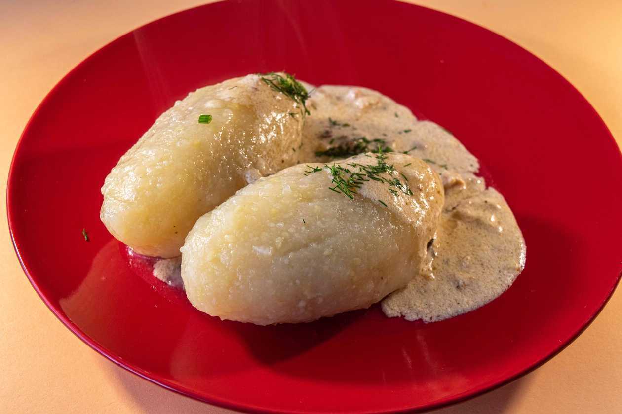 Grated potato zeppelins with meat