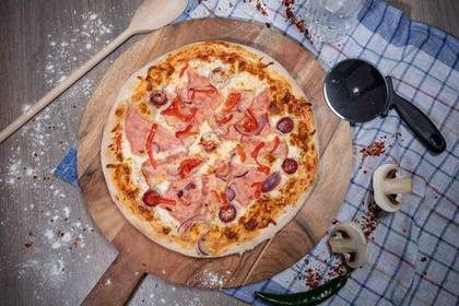 Pizza rustica 50cm
