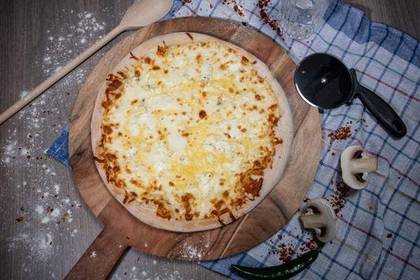 Pizza Fan cheese 50cm