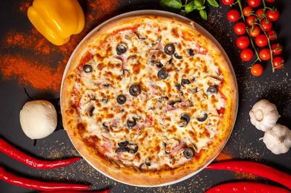 Pizza capricciosa