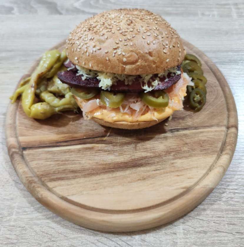 Leberkäse pikant + hranolky