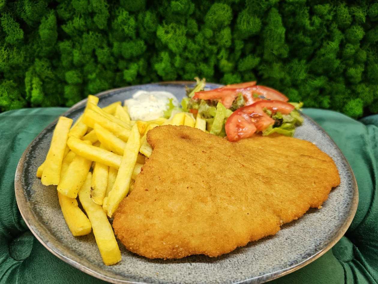 Chicken schnitzel meal